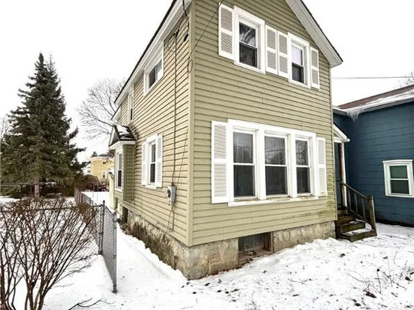 68 Frances St, Auburn, NY 13021