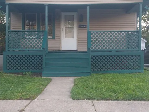 1622 Francis St, Port Huron, MI 48060