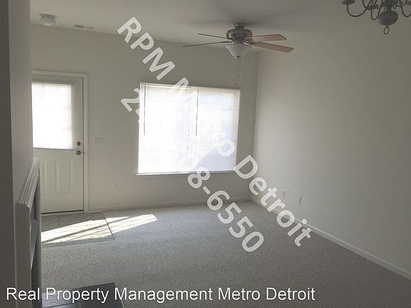3rd image of 26726 Ashton Dr
