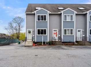 33 Pine Hill St #33, Lowell, MA 01852