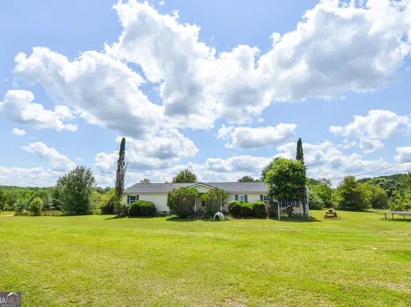 891 Twin Oaks Rd, Williamson, GA 30292