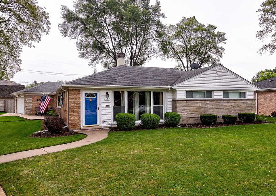 1st image of 1114 W Villa Dr