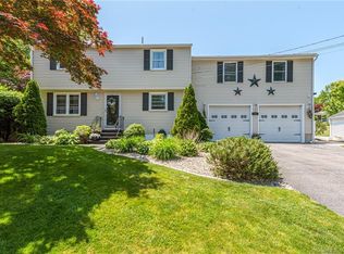 356 Ivy Dr, Bristol, CT 06010