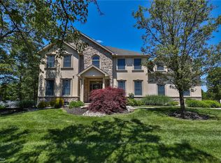51 Carousel Ln, Easton, PA 18045