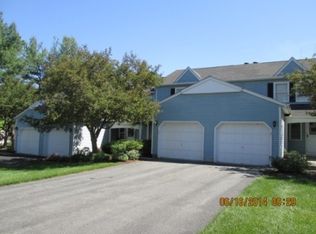 19 Carriage Ln, Newton, NJ 07860