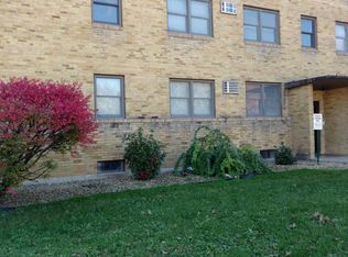 317 Page Ave APT 222, North Mankato, MN 56003