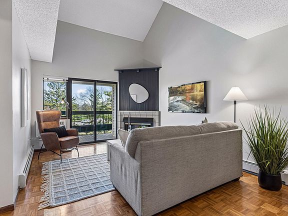 3rd image of 7622 York Ave S APT 1303