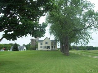 2909 E Valley Rd, Adrian, MI 49221