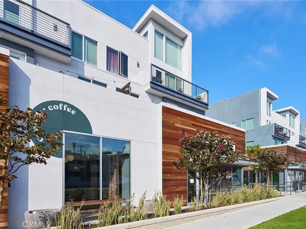1920 S Pacific Coast Hwy APT 106, Redondo Beach, CA 90277