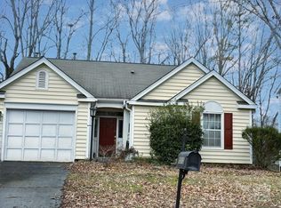 8515 Langley Mill Ct, Charlotte, NC 28215