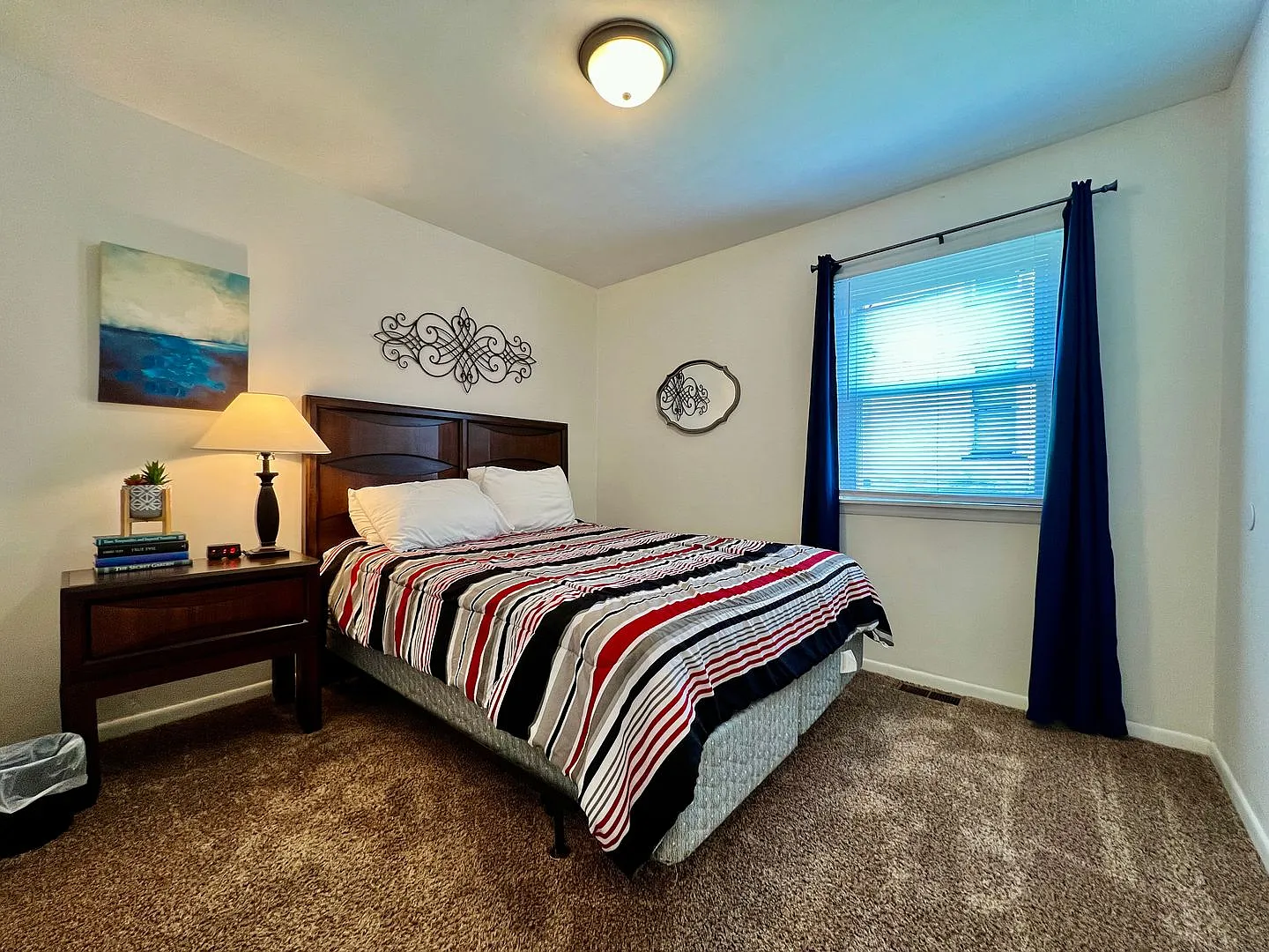 Trenton's apartment on First — Photo 2