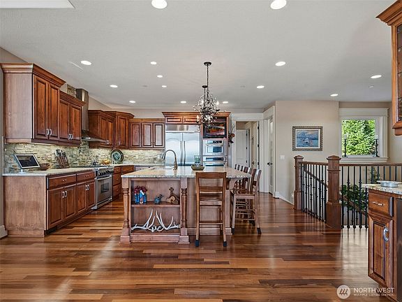 4th image of 1330 Insel Road