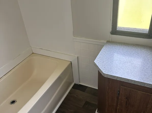 186 Mock Mill Rd, Statesville, NC 28677