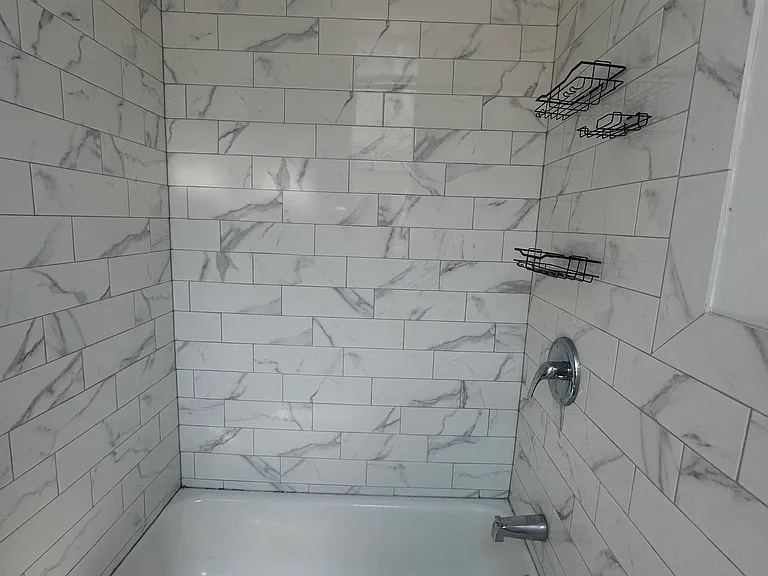 718 Grand St #3 — Photo 10