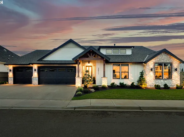 3911 NW 114th Way, Vancouver, WA 98685
