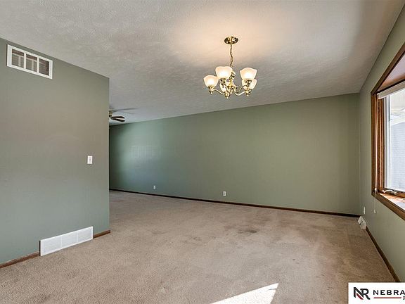5th image of 7901 Greene Cir