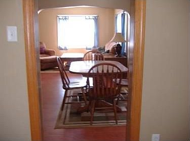 5th image of 429 Bella St