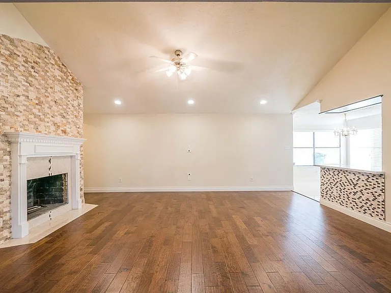 21203 Park Brook Dr — Photo 14