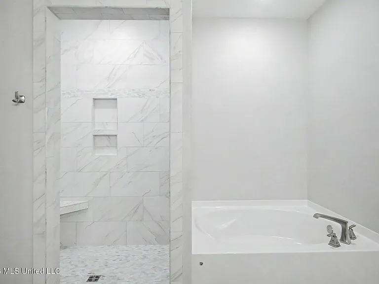 6812 Enclave Ln — Photo 16