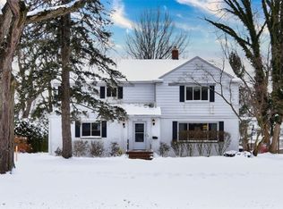 23575 Shelburne Rd, Shaker Heights, OH 44122