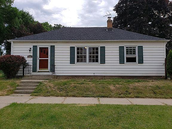 1st image of 9101 W Concordia Ave
