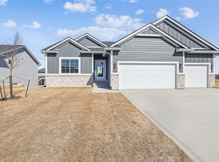 3001 Oak St, Norwalk, IA 50061