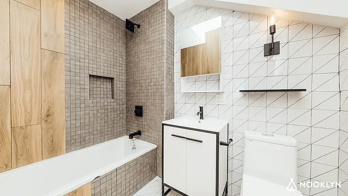 Rented by Nooklyn NYC LLC | media 11