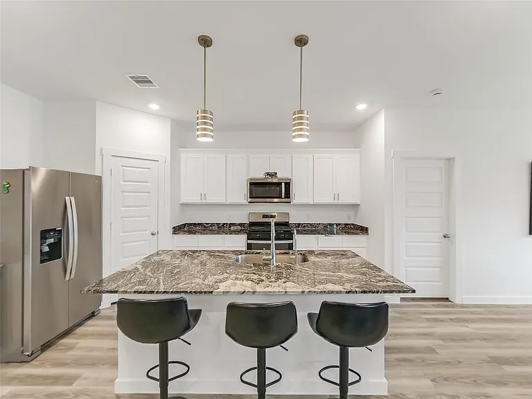 9515 Chelsea St — Photo 20