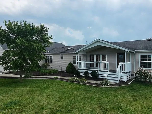 1037 Middleton Pike, Luckey, OH 43443