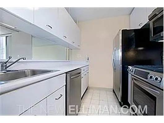 Rented by Douglas Elliman | media 78