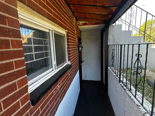 2008 Delaware St Unit 2, Gary, IN 46407