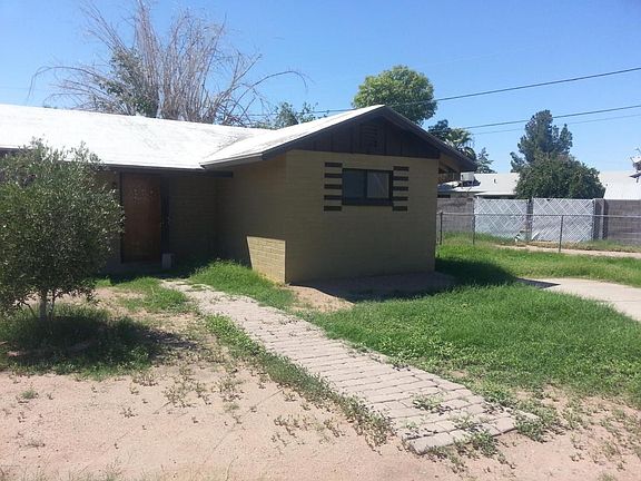 4th image of 1214 N Palm Ln