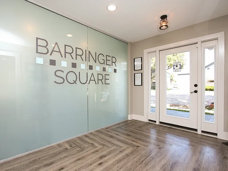 Barringer Square — Photo 16