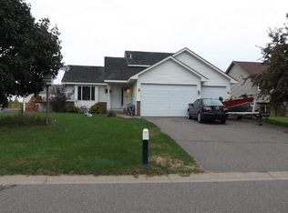 1920 Bridgewater Blvd S, Cambridge, MN 55008