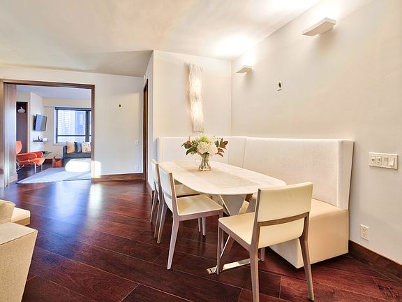 4th image of 240 E 47th St APT 16B