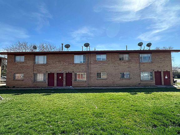 3rd image of 1070 McKinley Ave
