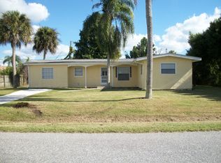 225 Crane Rd, Venice, FL 34293