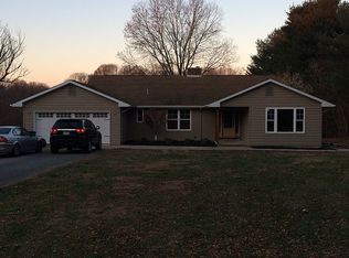 202 Fox Brook Dr, Landenberg, PA 19350