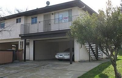 3rd image of 11481 Garnet Way APT 4