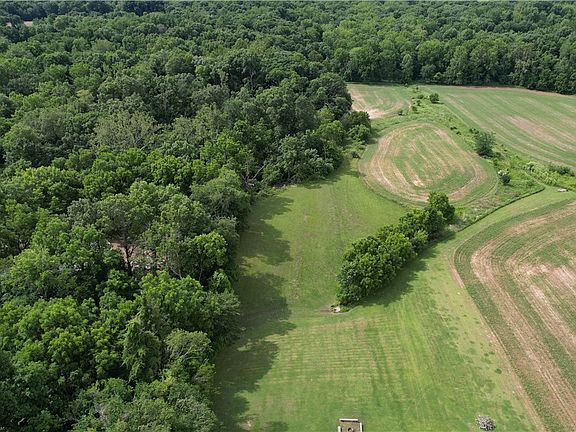 5th image of 21000 E 500th Rd