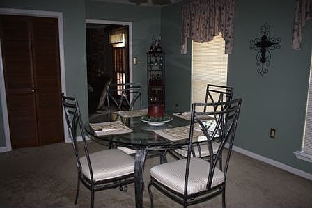 Formal Dining