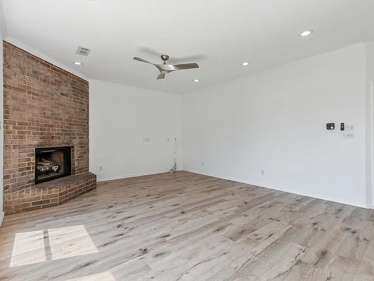 2601 Kimberly Dr — Photo 7