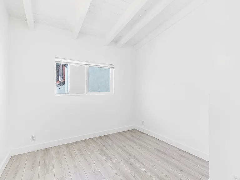 3324 Drew Street — Photo 12