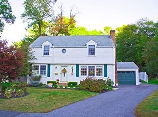 4 Sylvan Cir, Lynnfield, MA 01940