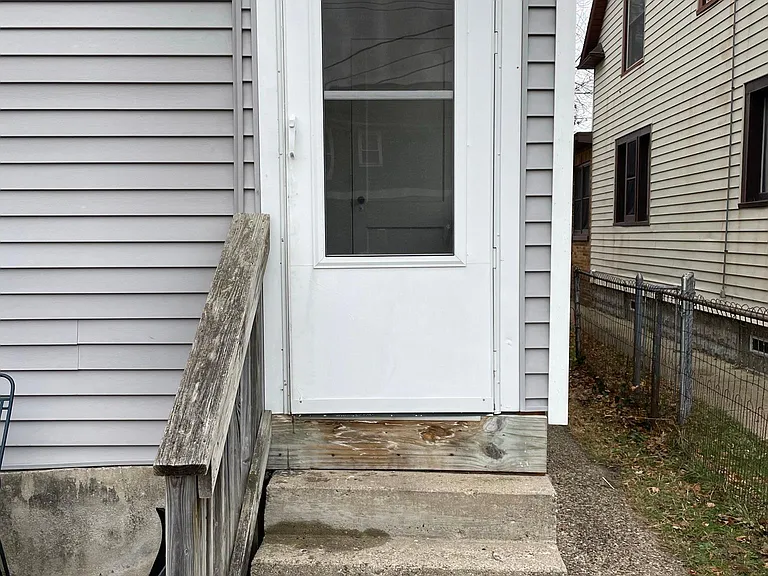 1135 Tamarack Ave NW #1 — Photo 18