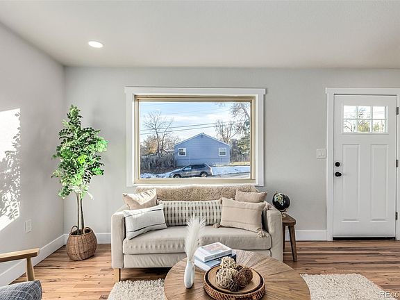 4th image of 4999 W Cedar Avenue