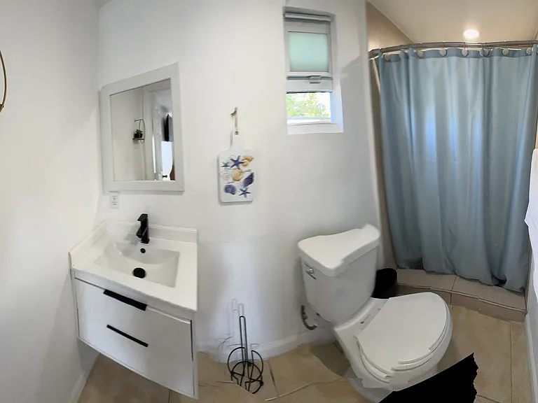 4861 SW 43rd Ter — Photo 7