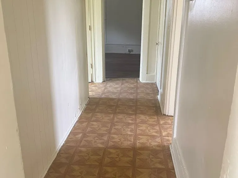 64 Poplar Ave — Photo 12