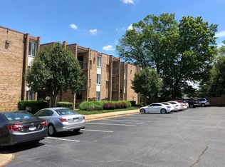 300 W Glebe Rd #300E, Alexandria, VA 22305