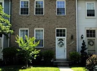 8819 Stonebrook Ln, Columbia, MD 21046